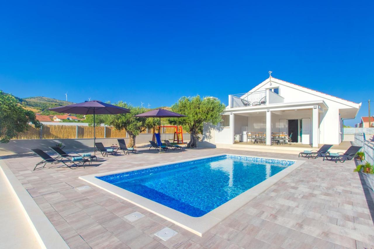 Villa Antonia With Heated Pool Dograde Eksteriør billede